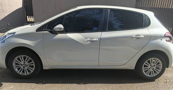PEUGEOT 208 1.2 ACTIVE PACK 12V FLEX 4P MANUAL PEUGEOT 208 1.2 ACTIVE PACK 12V FLEX 4P MANUAL